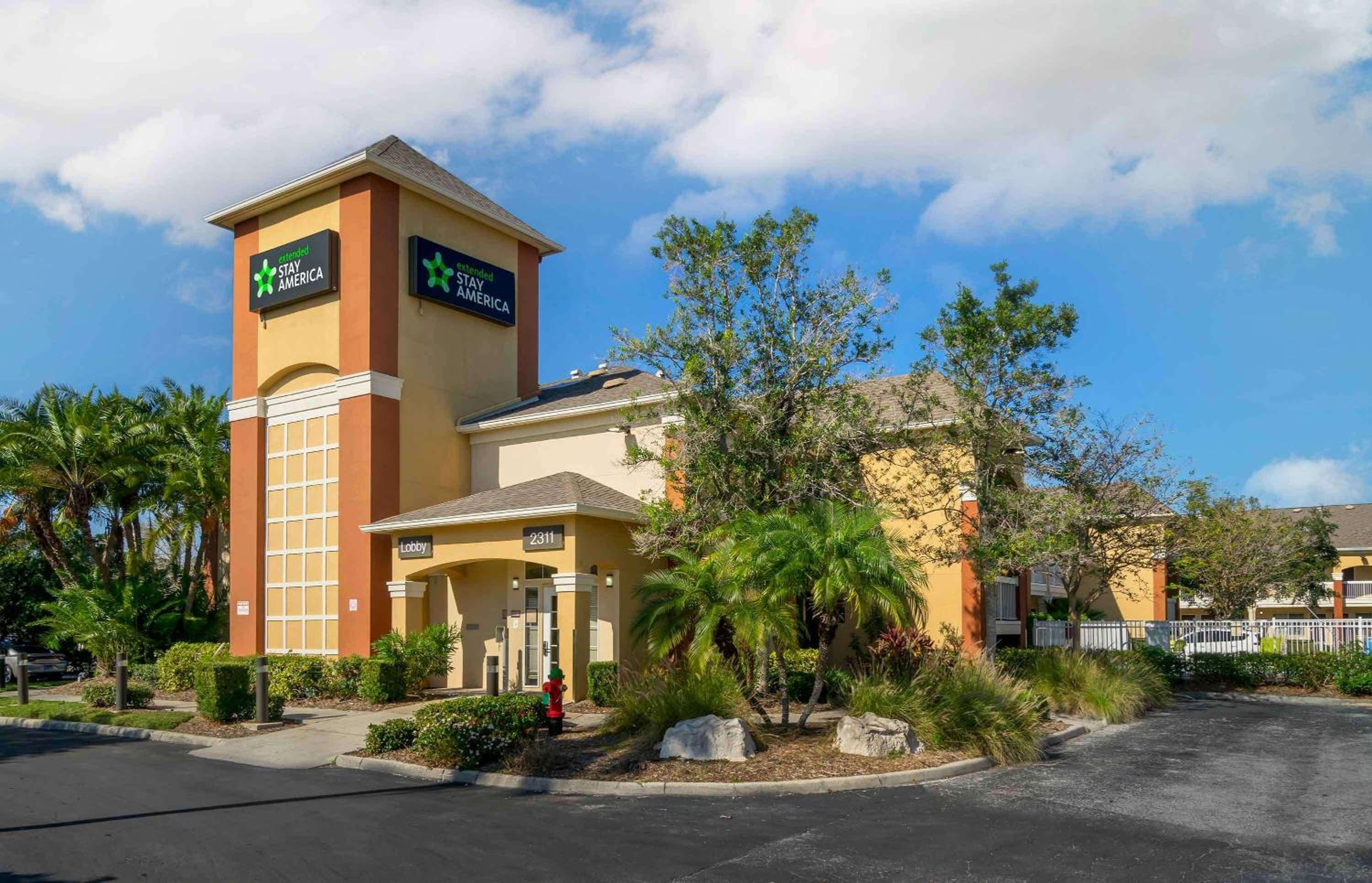 Hotel Extended Stay America Suites - Clearwater - Carillon Park - Image 1