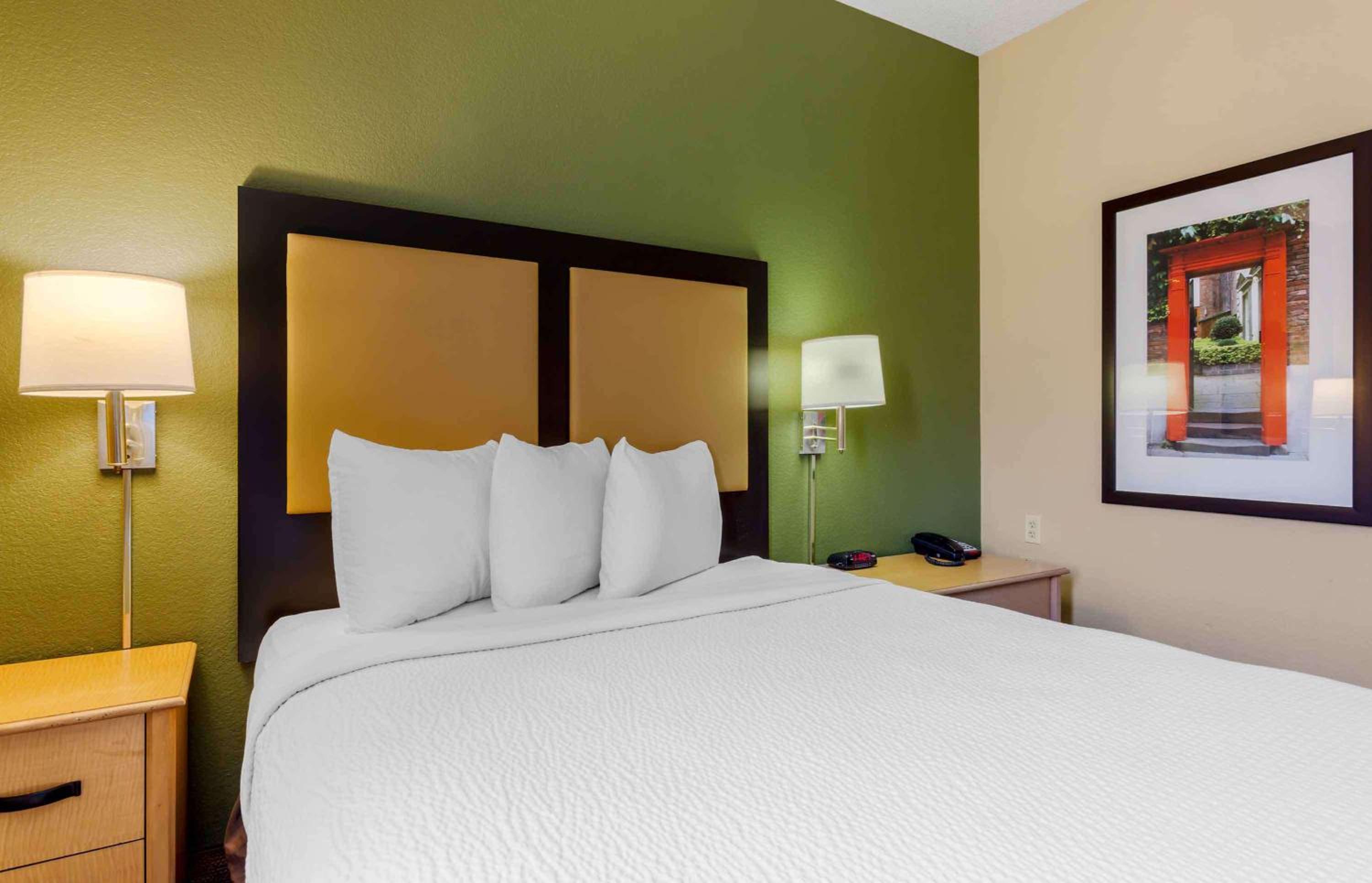 Fishkill Vacations - Extended Stay America Suites - Fishkill - Route 9 - Property Image 48