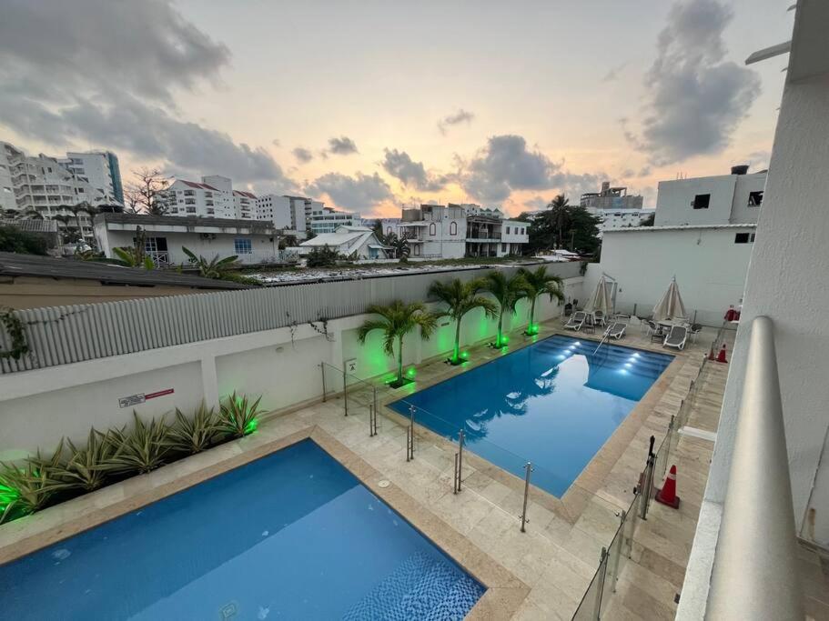 Apartamento en edificio Sea View con piscina frente al mar - a 3 min de la playa