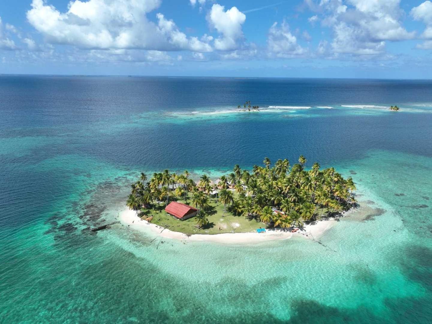 Islas de Guna Yala Camping frente al mar