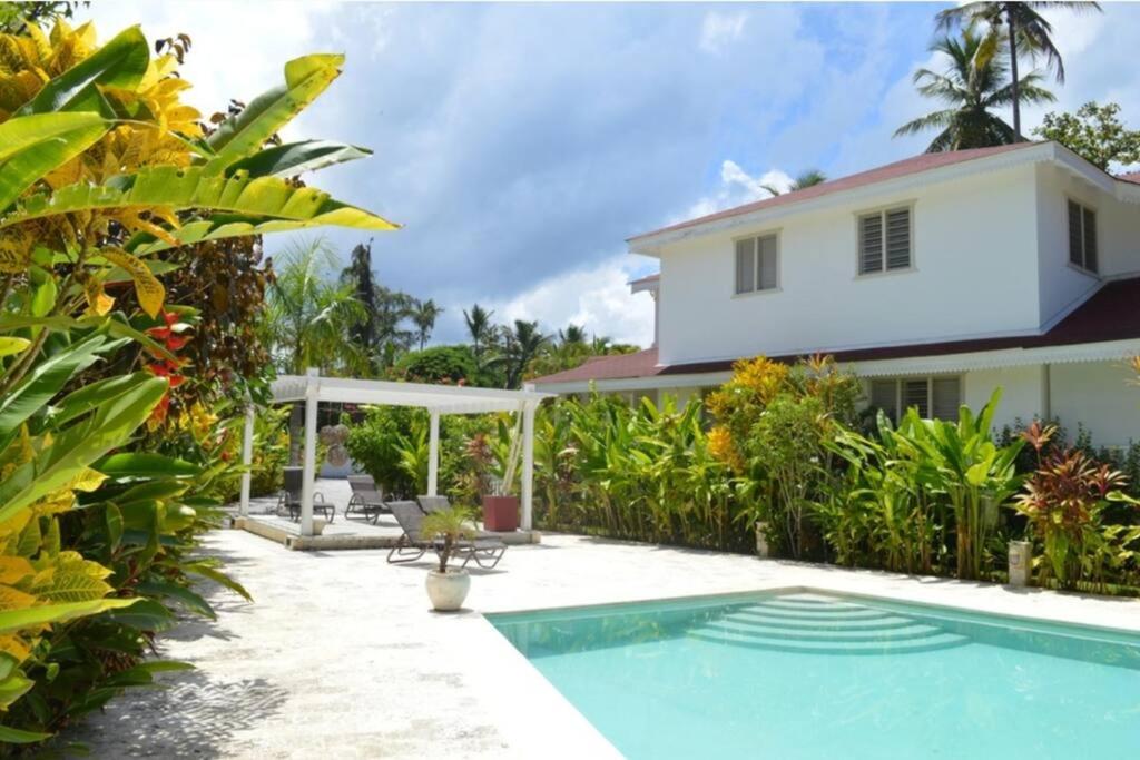 Villa Curuba - Next to the Best of Playa Ballenas! view 3