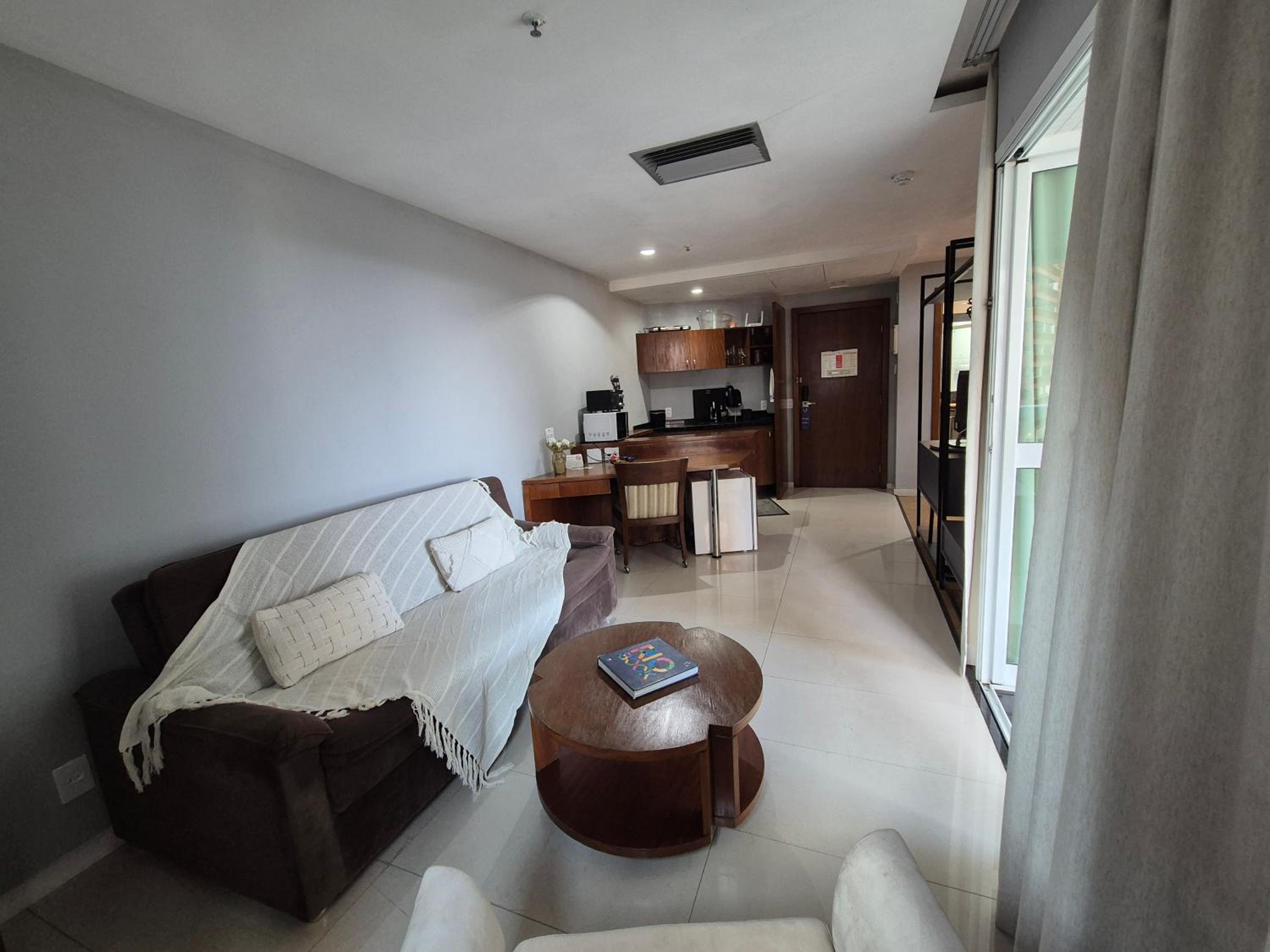 Flat Barra da Tijuca Resort Urbano beira mar
