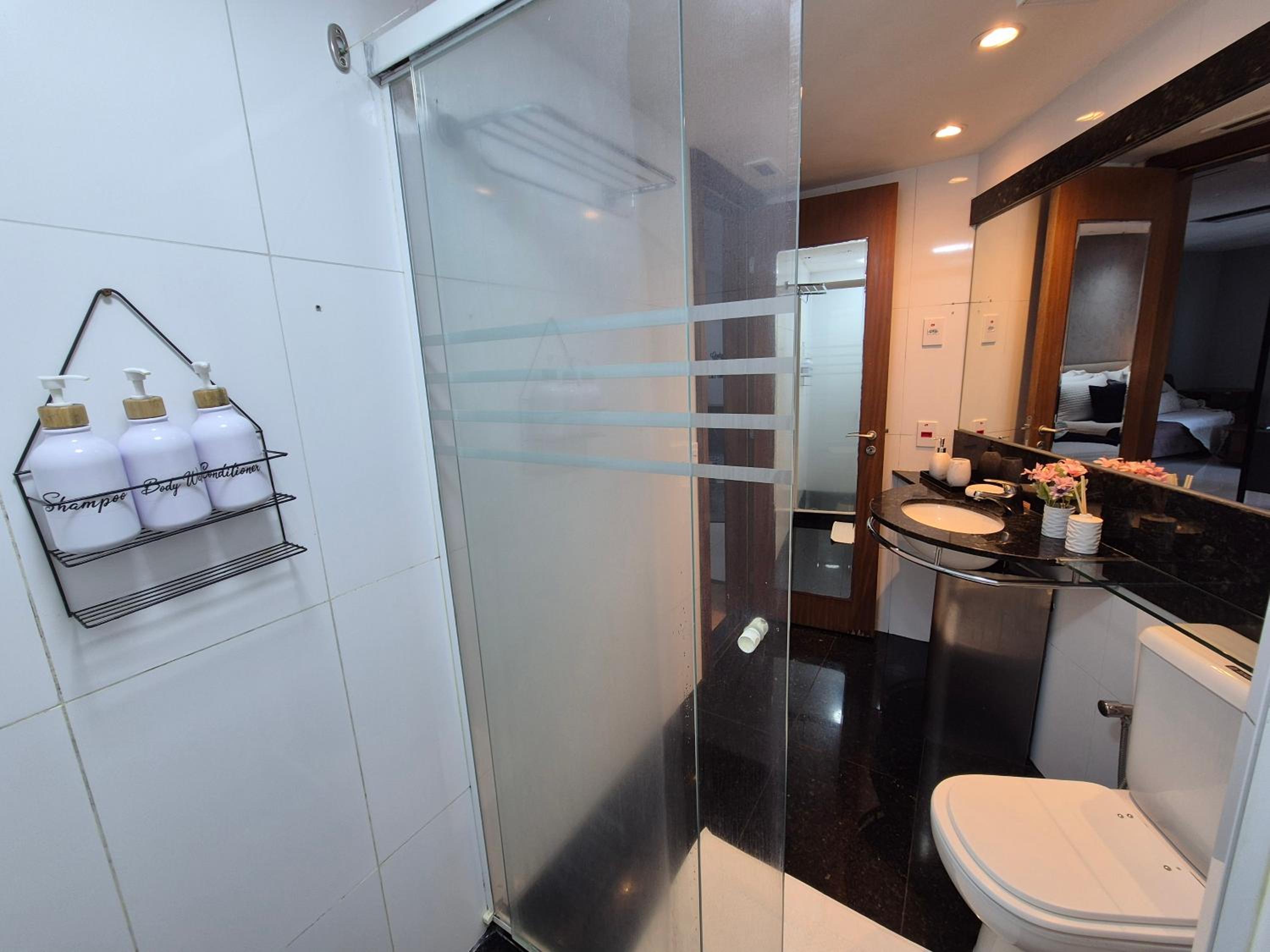 Flat Barra da Tijuca Resort Urbano beira mar