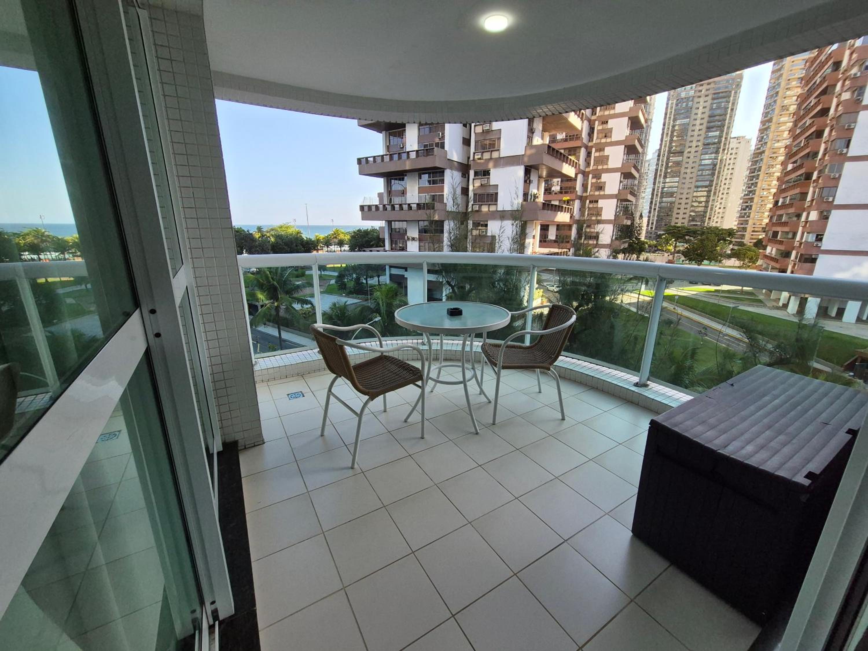 Flat Barra da Tijuca Resort Urbano beira mar