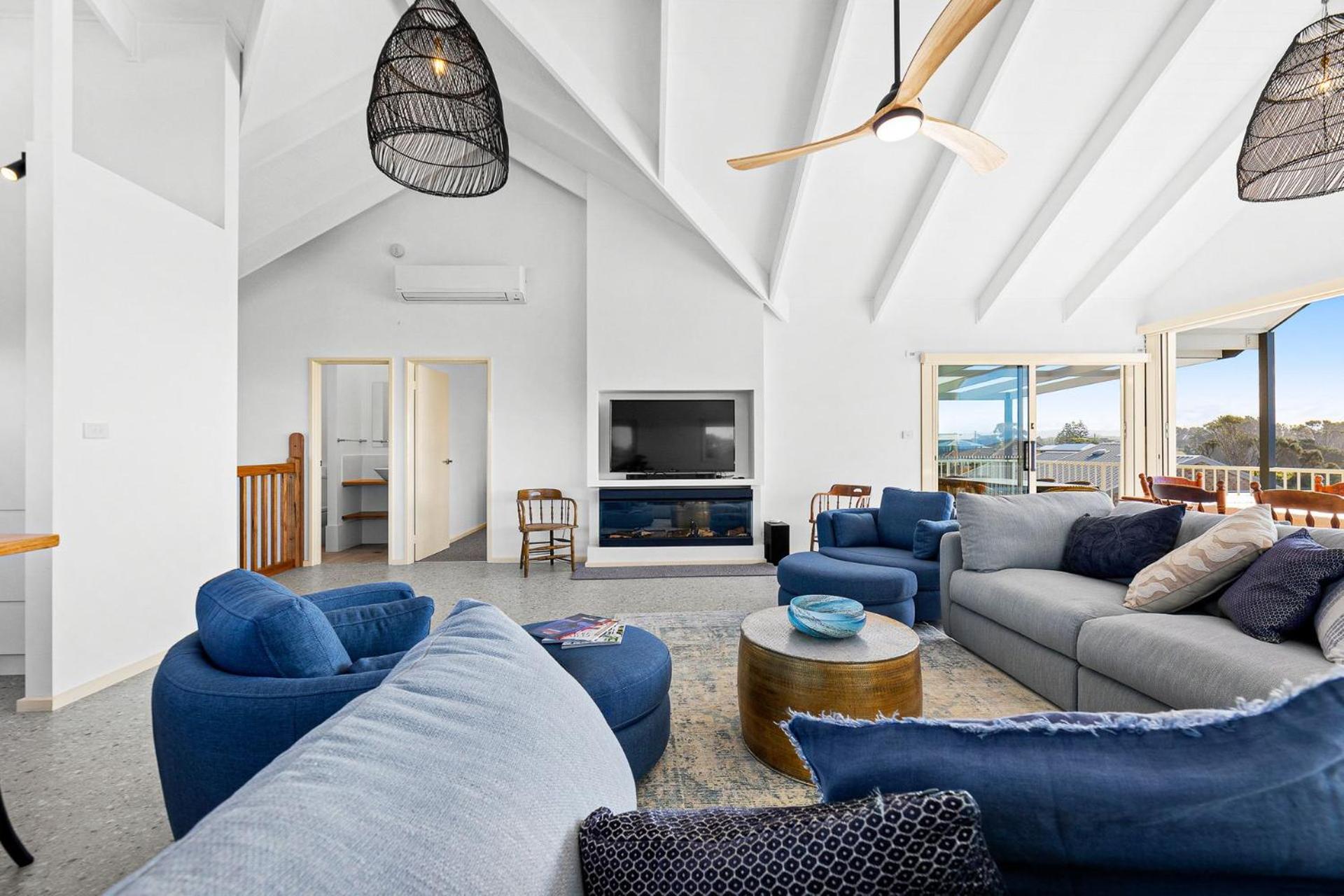 Dollini Views - Unit 2 - 14 Jocelyn St, Dalmeny