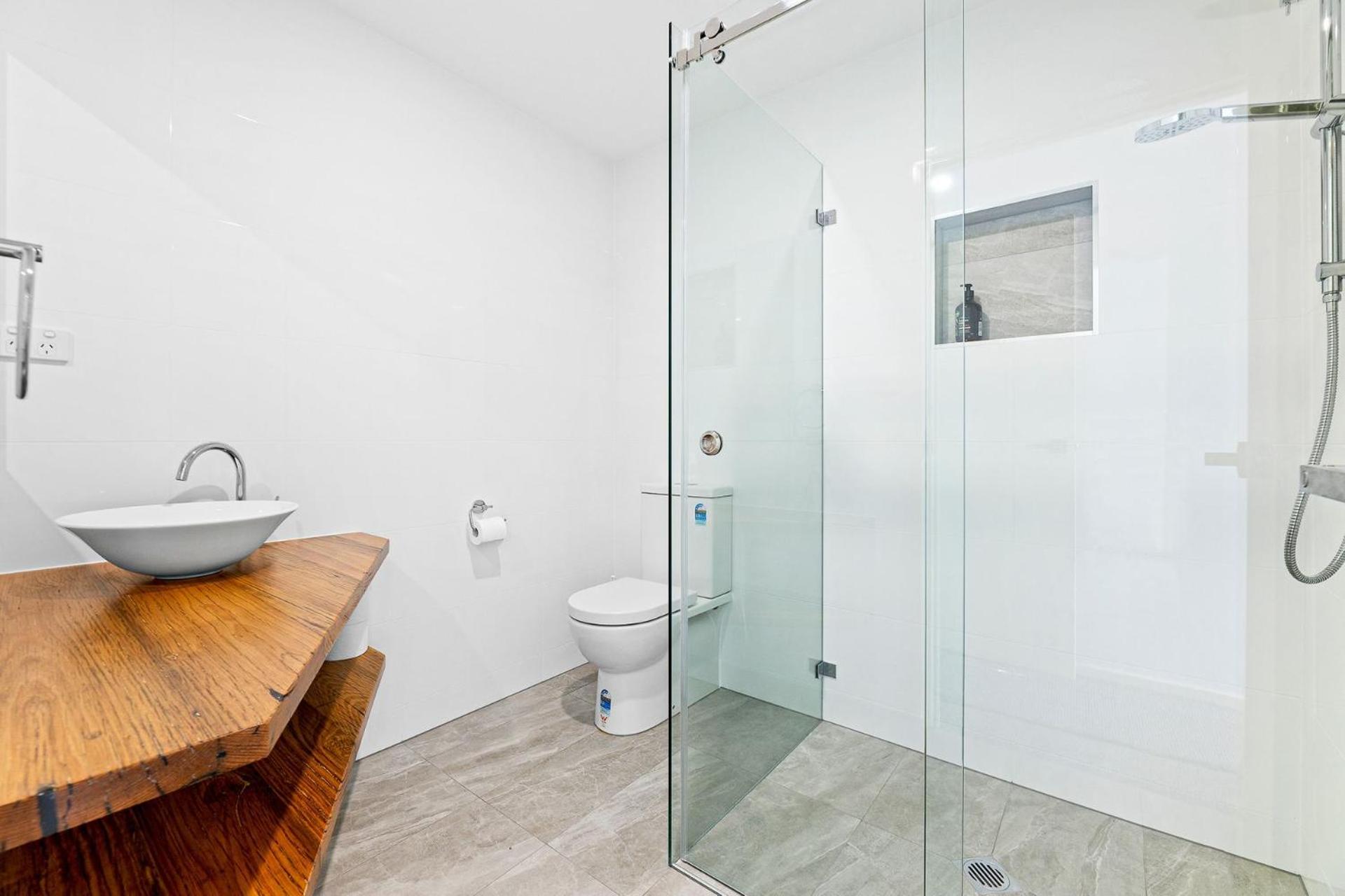 Dollini Views - Unit 2 - 14 Jocelyn St, Dalmeny