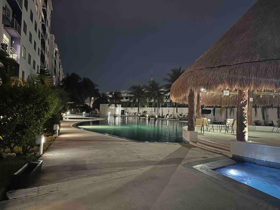Condo Habitalia Paraiso Equipado Cancun