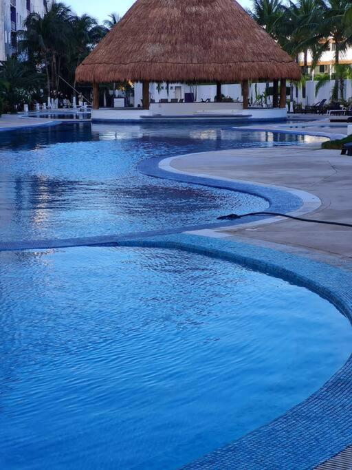 Condo Habitalia Paraiso Equipado Cancun