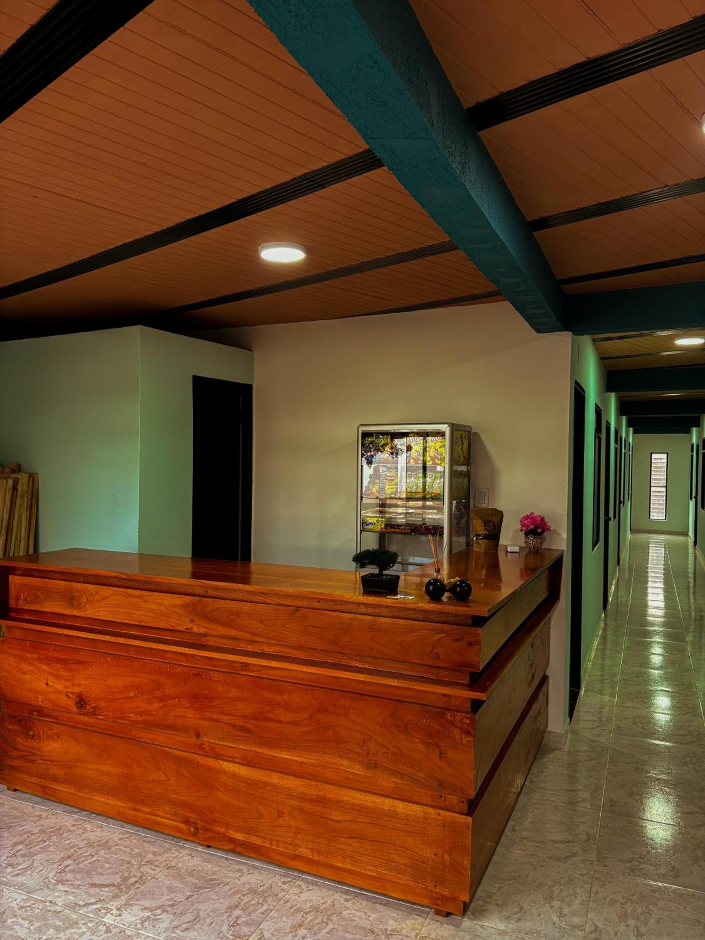Hotel los pinos