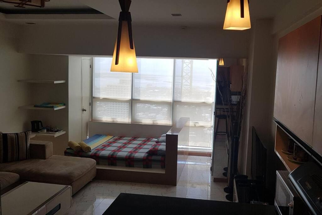 Penthouse Lovers Nest luxury Galore view 2