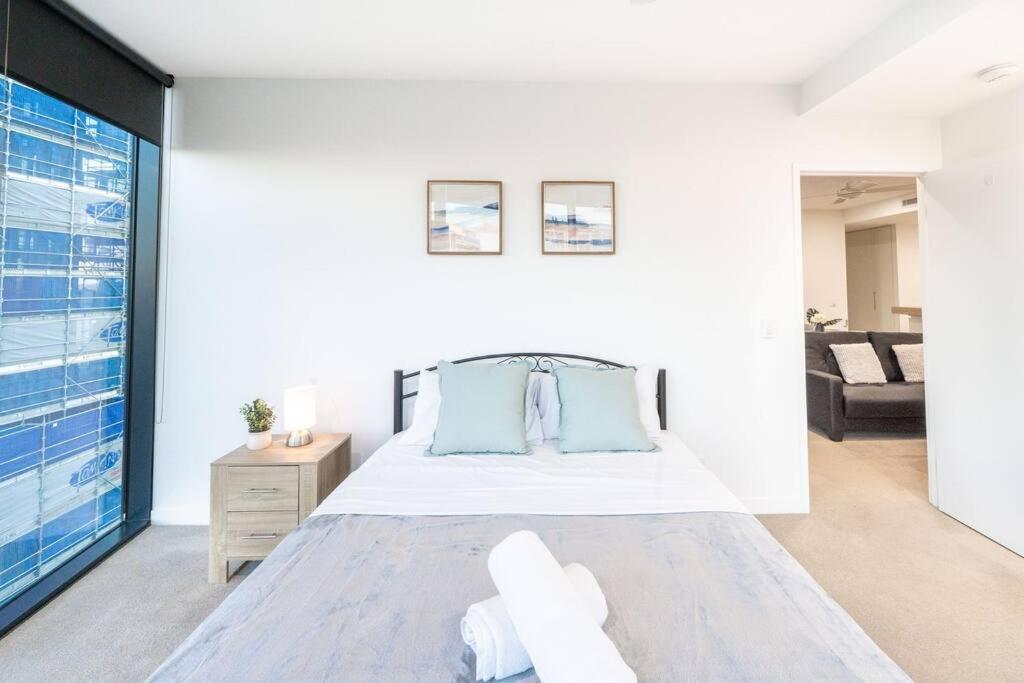 Luxurious 2BR2BA Resort-Style Retreat In Hamilton