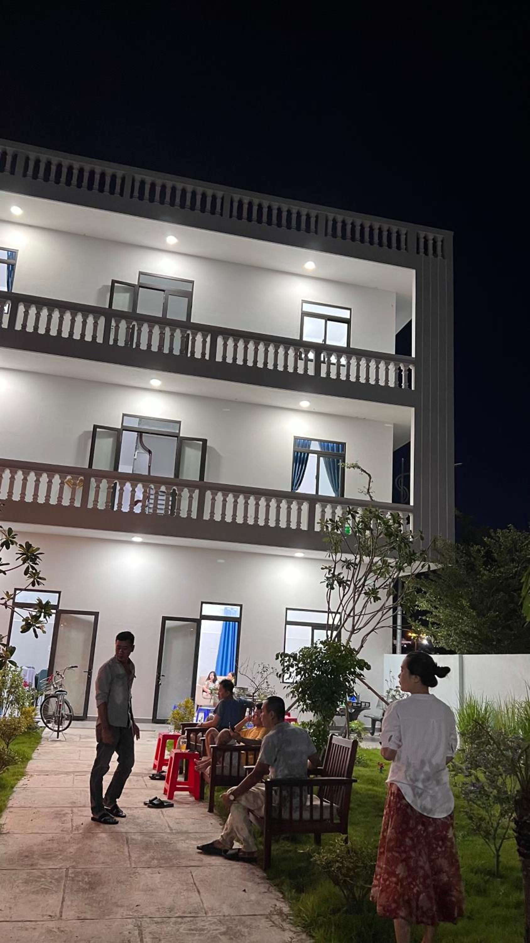 X Homestay