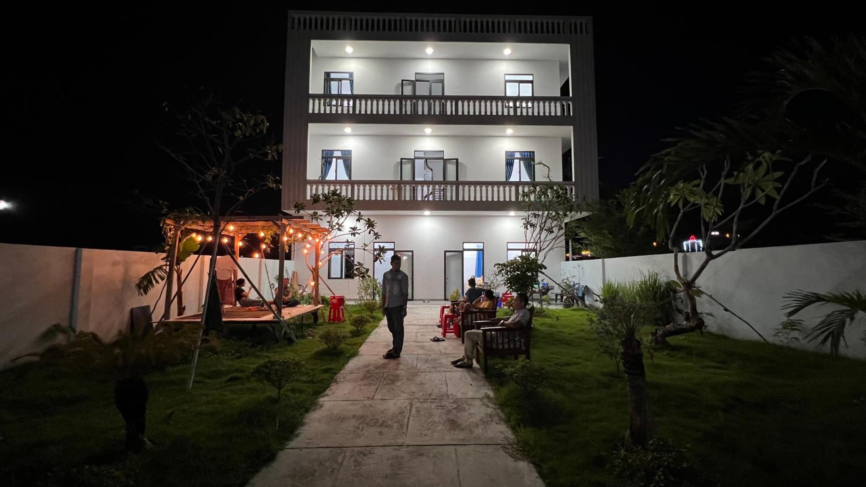 X Homestay