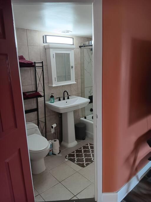 Chicago Vacations - Condo Apartment Near Midway Airport - Property Image 23
