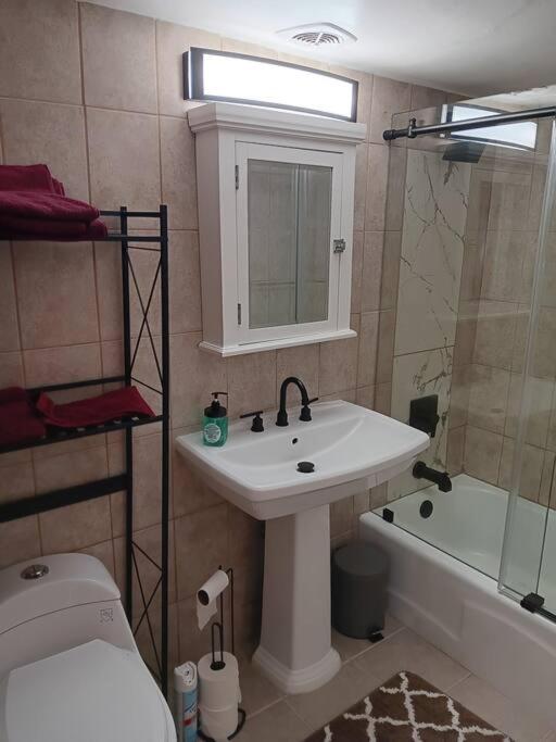 Chicago Vacations - Condo Apartment Near Midway Airport - Property Image 21