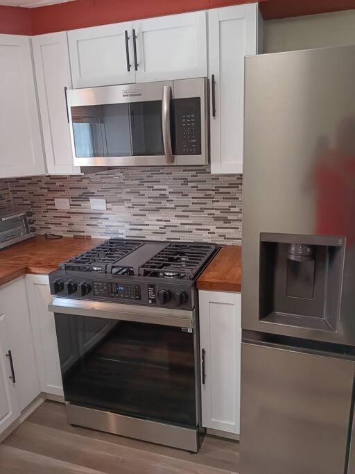 Chicago Vacations - Condo Apartment Near Midway Airport - Property Image 5
