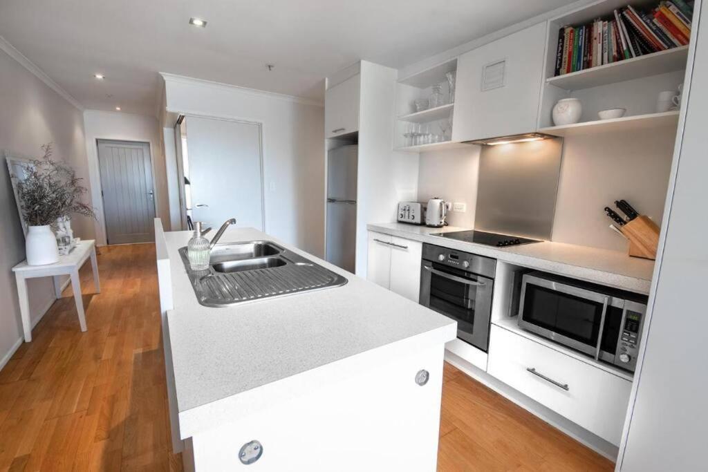 Mount Maunganui Beach Apartment