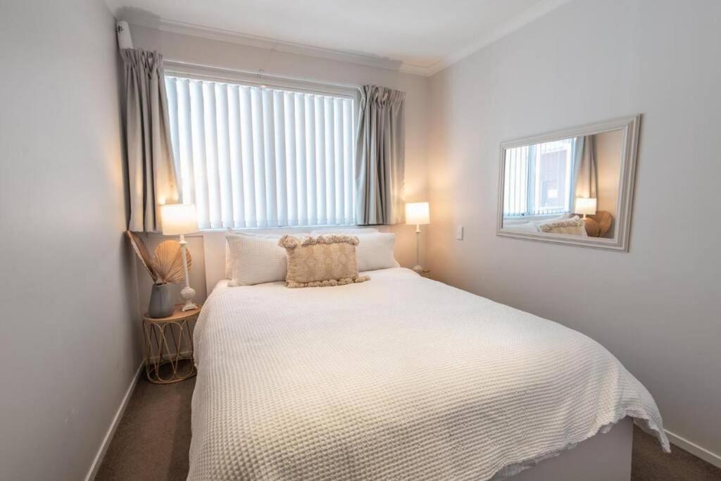 Mount Maunganui Beach Apartment