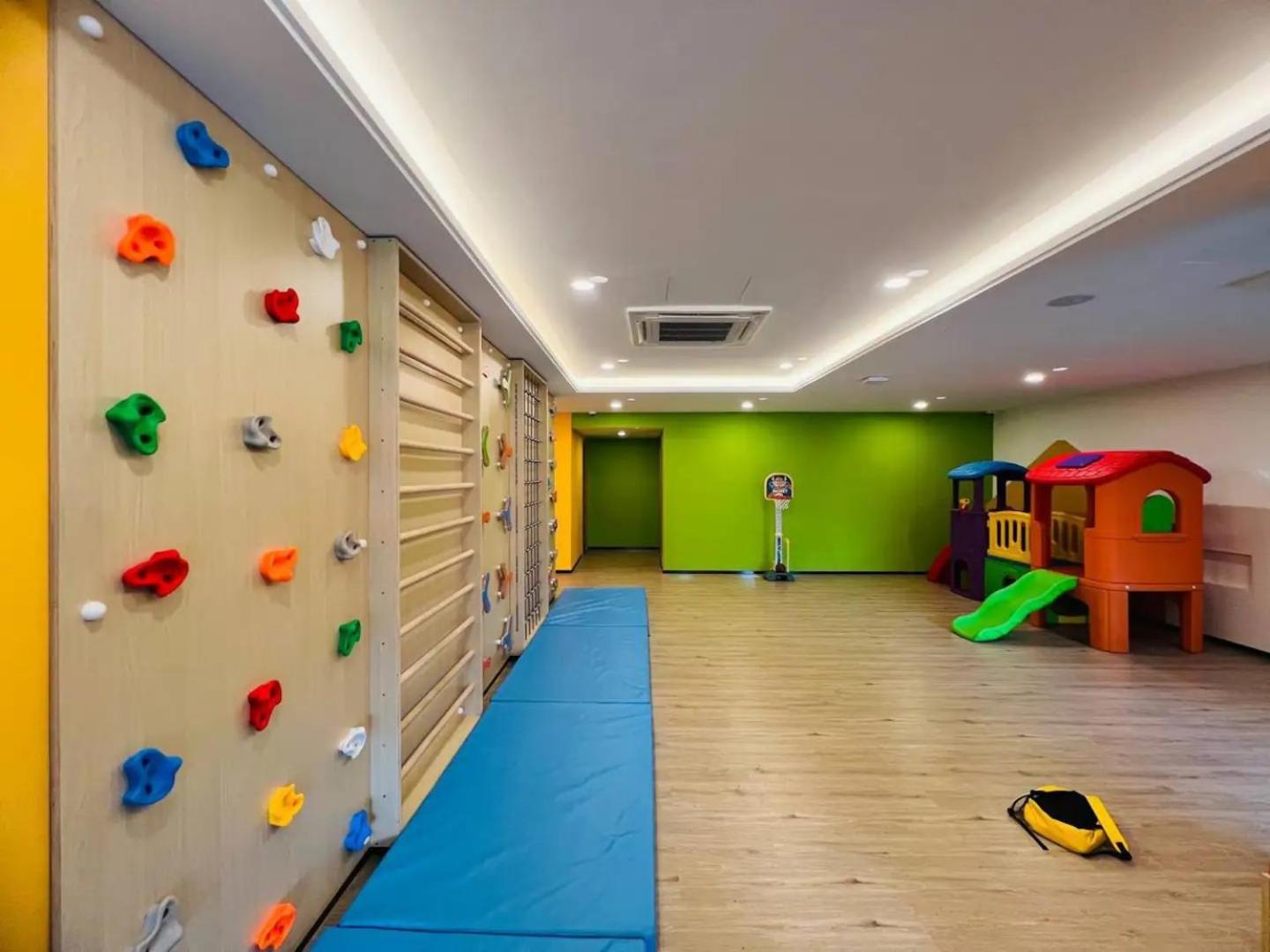 R&F Princess Cove Superior Homestay Nearby CIQ By Han Lin Sojourn