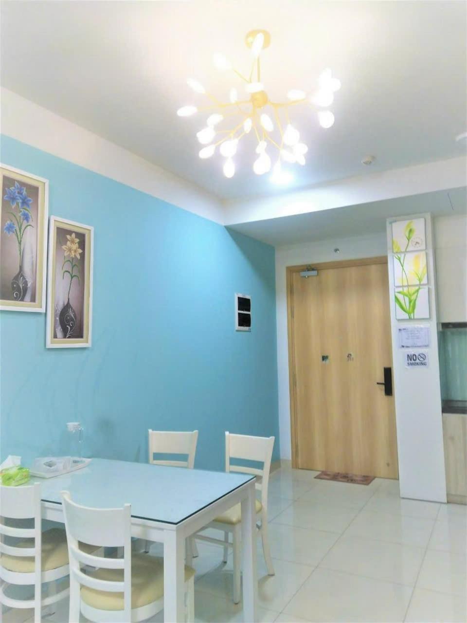 Emreald Celadon Apartment