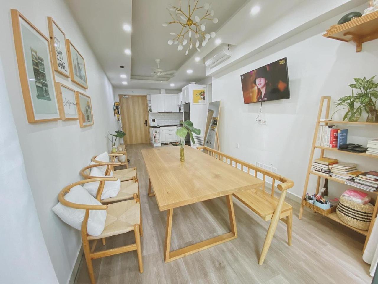 Emreald Celadon Apartment