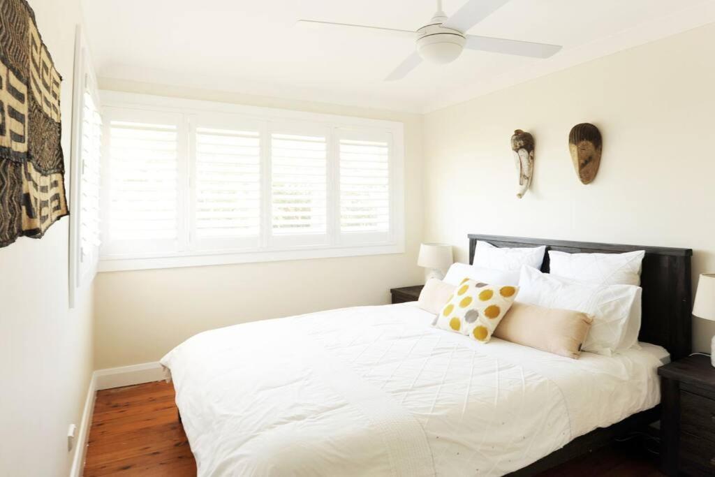Amanzi Beach House - just 10m to Collingwood Beach!