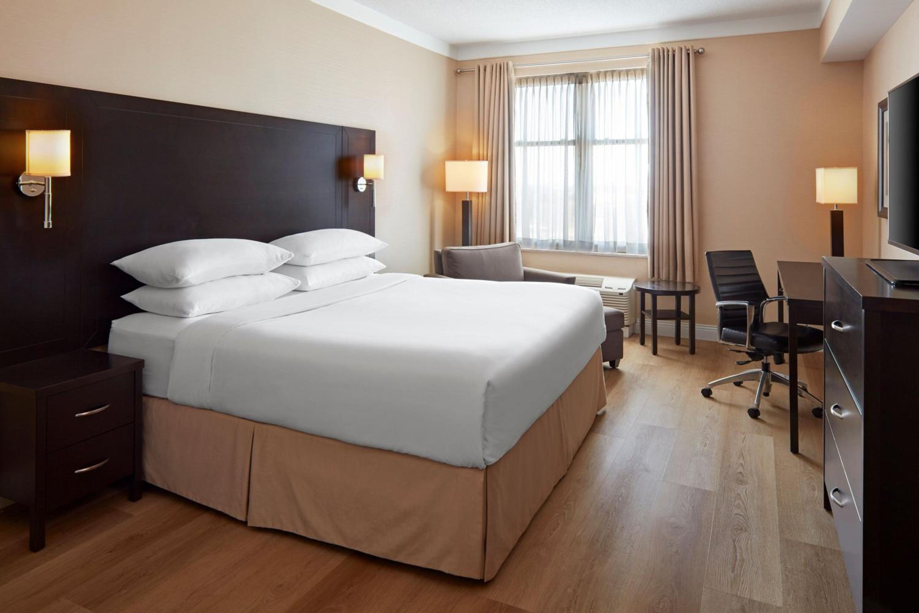 Guelph Vacations - Delta Hotels by Marriott Guelph Conference Centre - Property Image 32