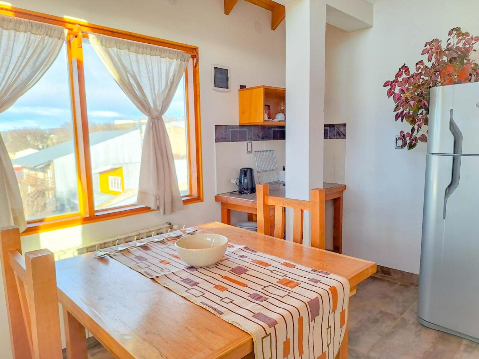 Hostal Puerta Antartida