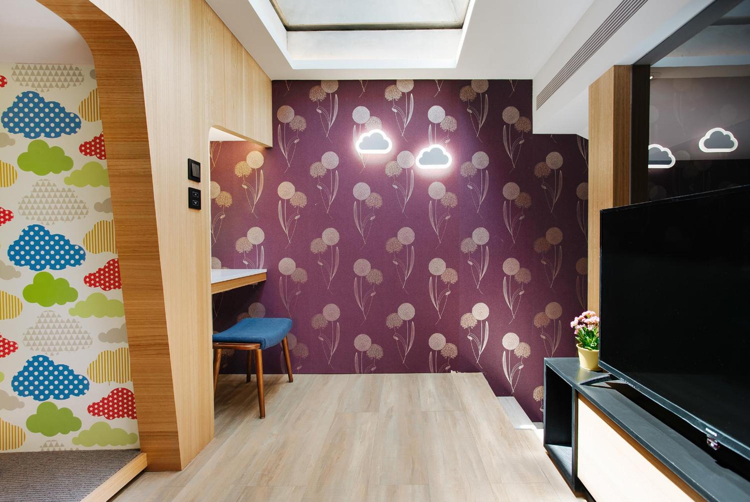 CHECK inn Taichung Zhongshan
