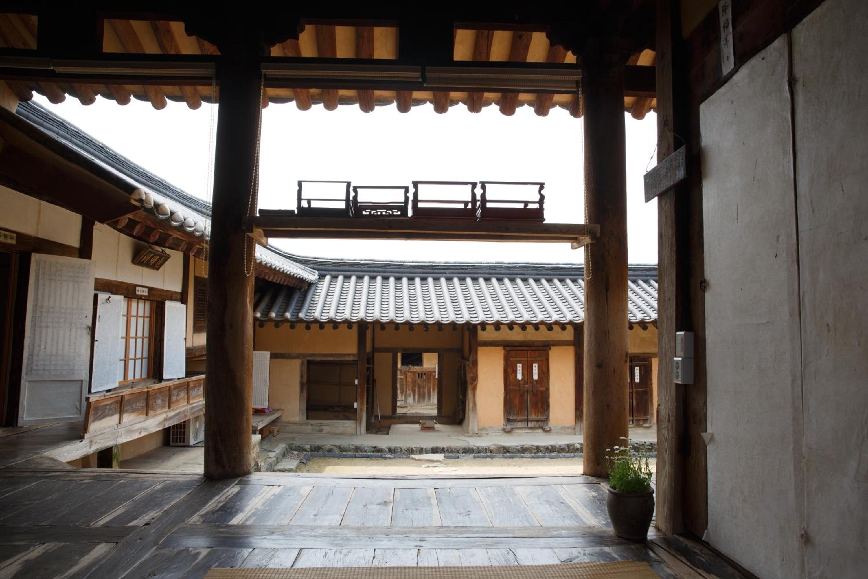 Hahoe Chunghyodang