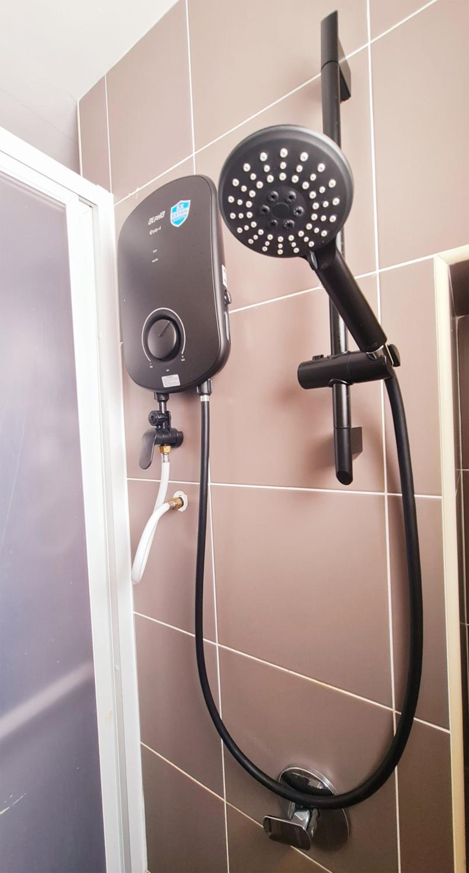 Mimi Cozy Homestay, 3R3B KLCC View with PLAYSTATION 4, NETFLIX, WiFi 6, Home Cinema