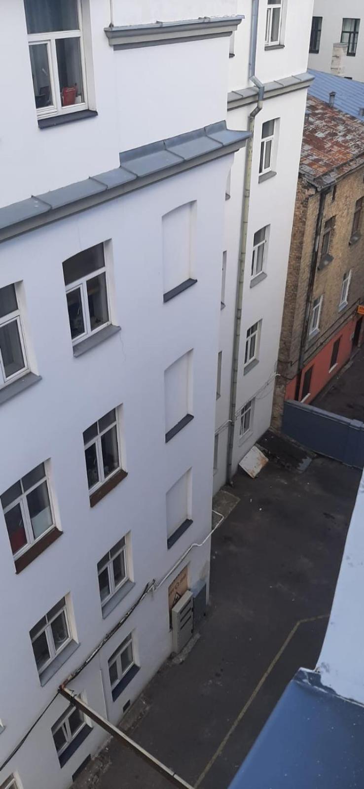 Apartcentral hostel