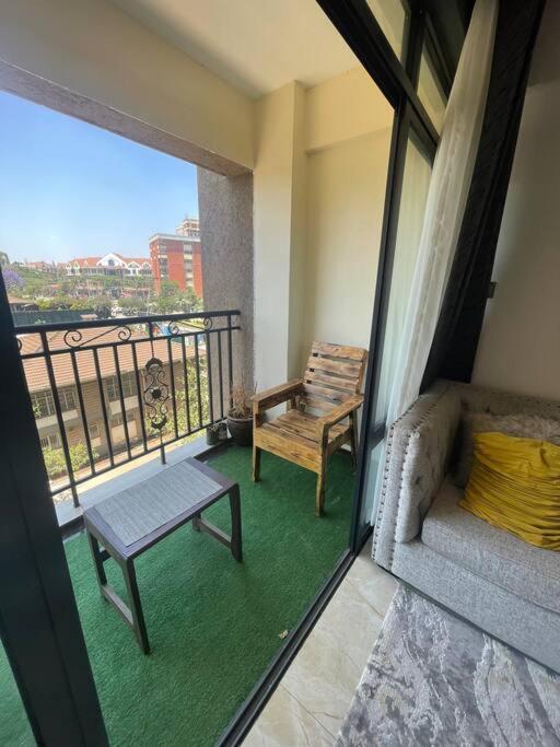 2 Bedroom ensuite Kilimani, a cozy luxury living view 3