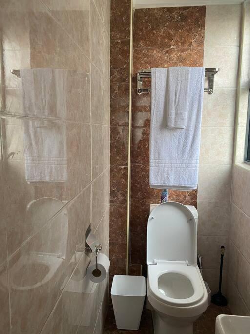 Photo 33
