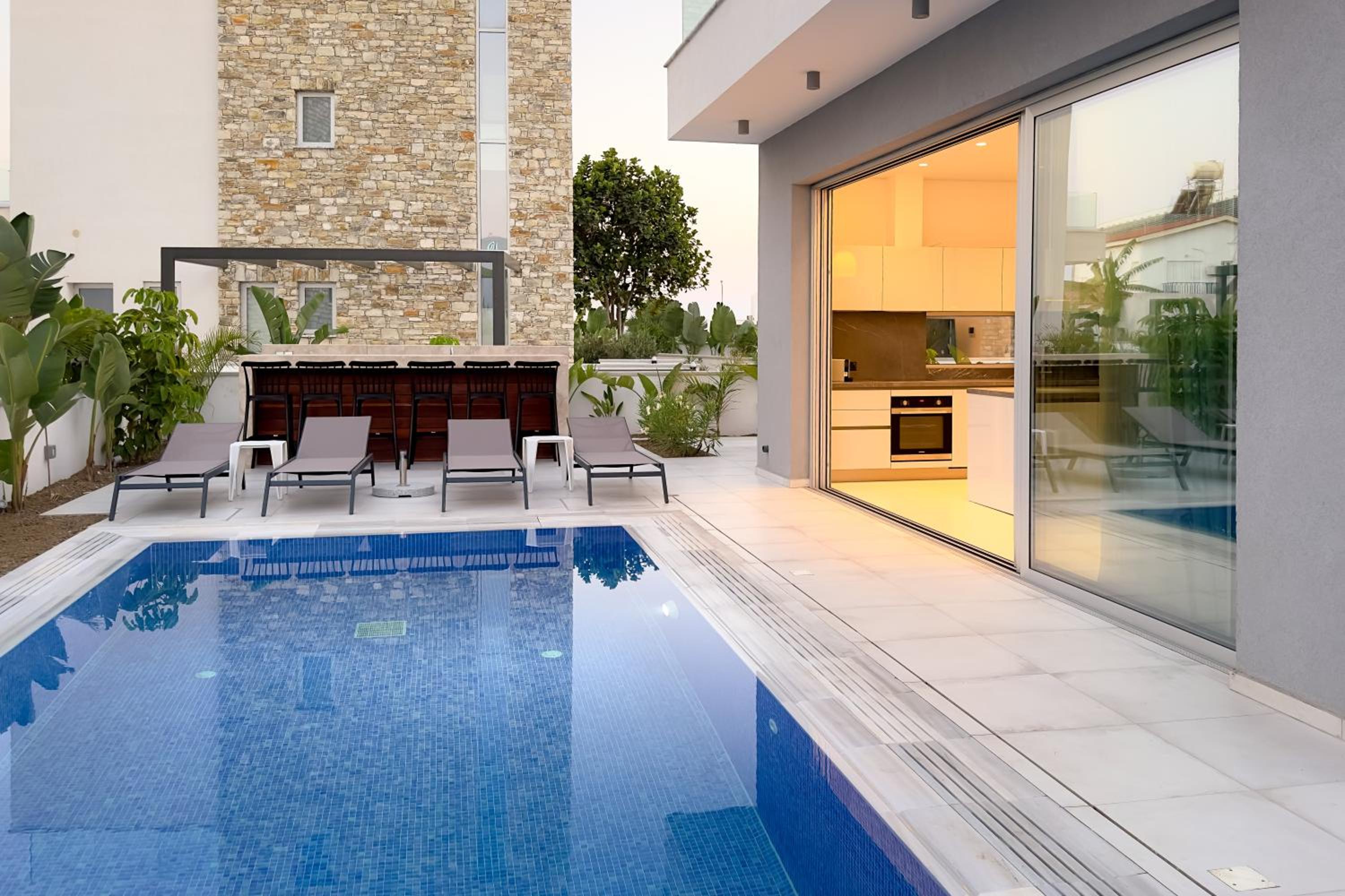 City Napa Seaview Villas
