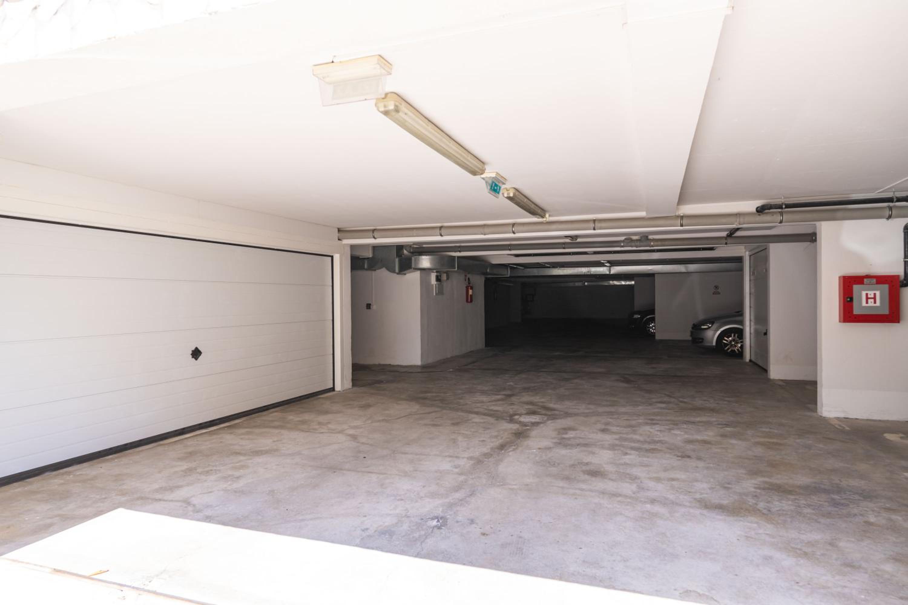 Seaview Apartment with Free Garage Parking 2 min to Beach Zaton near Dubrovnik