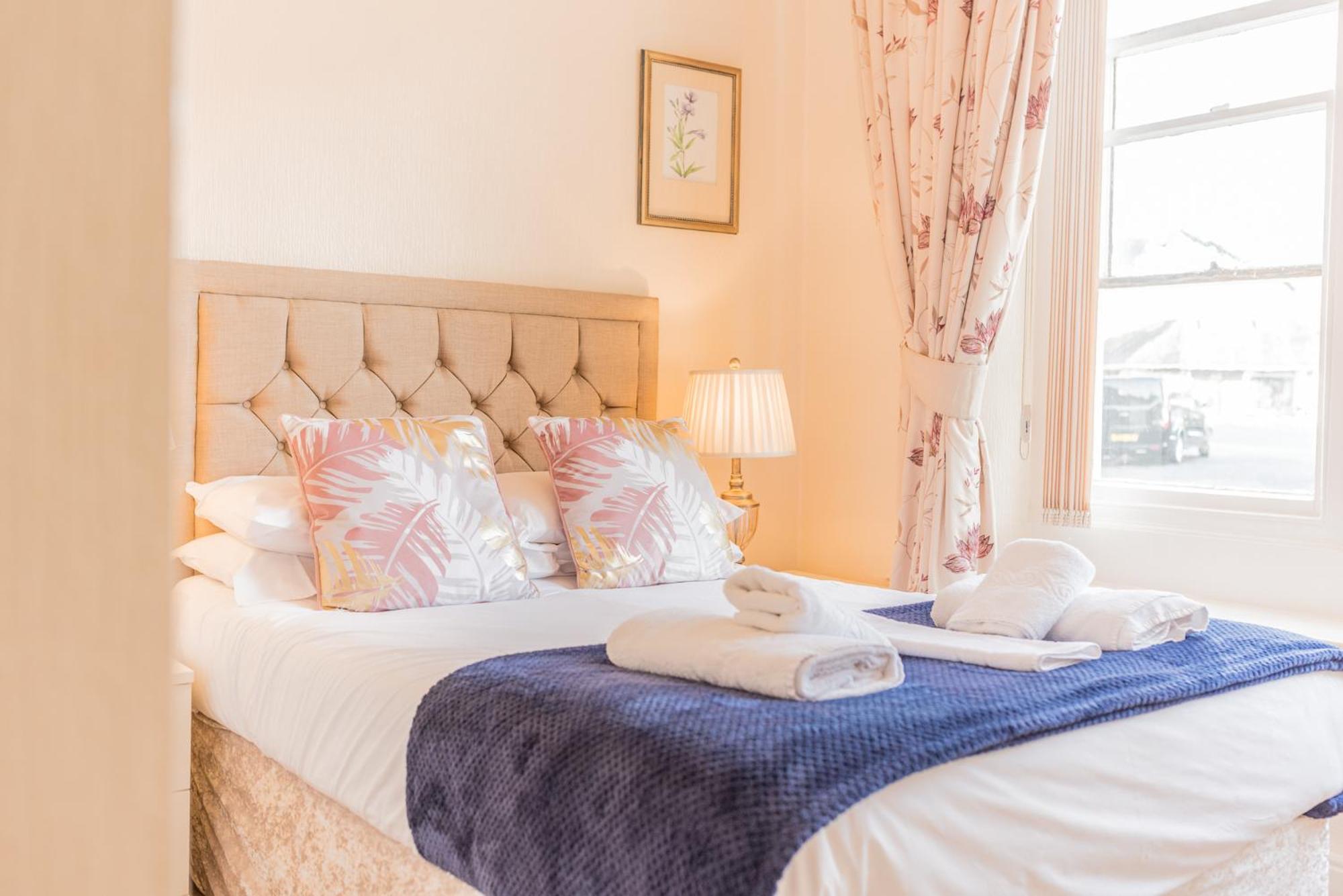 Rayrigg Villa Windermere (Room Only) view 5