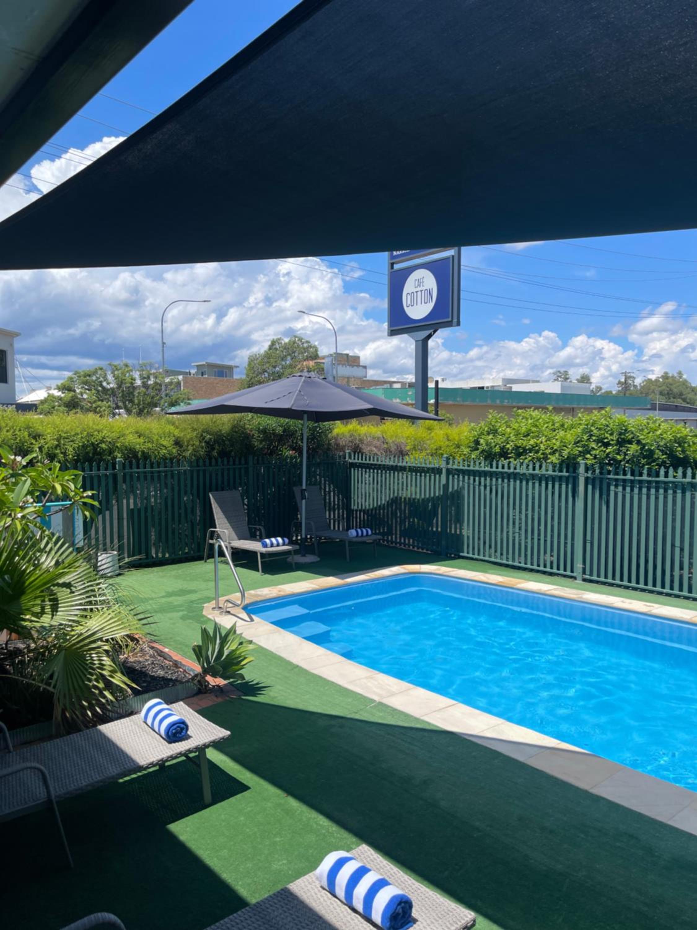 Adelong Motel