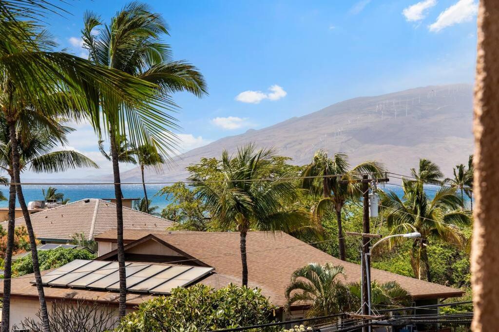 Ocean-Sunset View Condo - Steps to Beach, Cafes & Shops