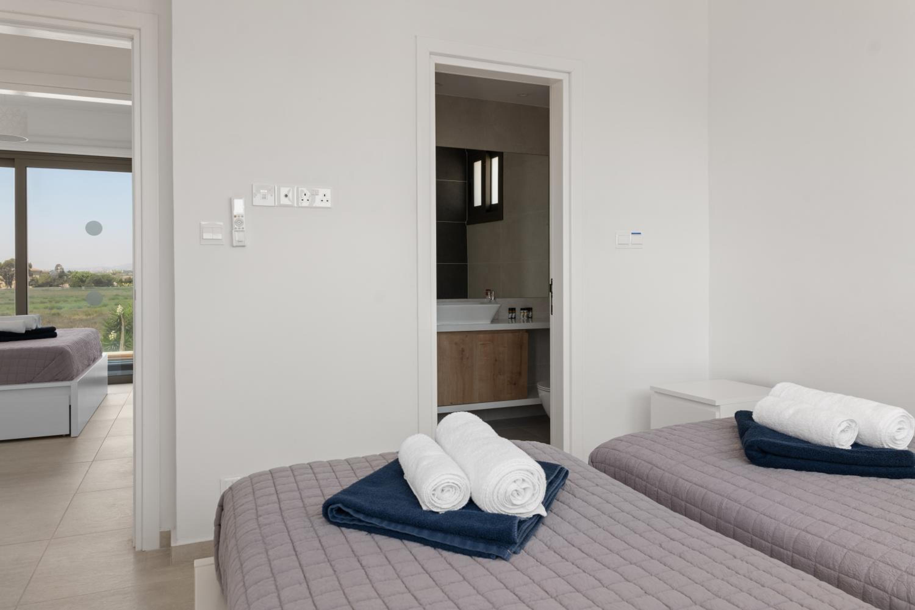 Serenity Waves Villa 17