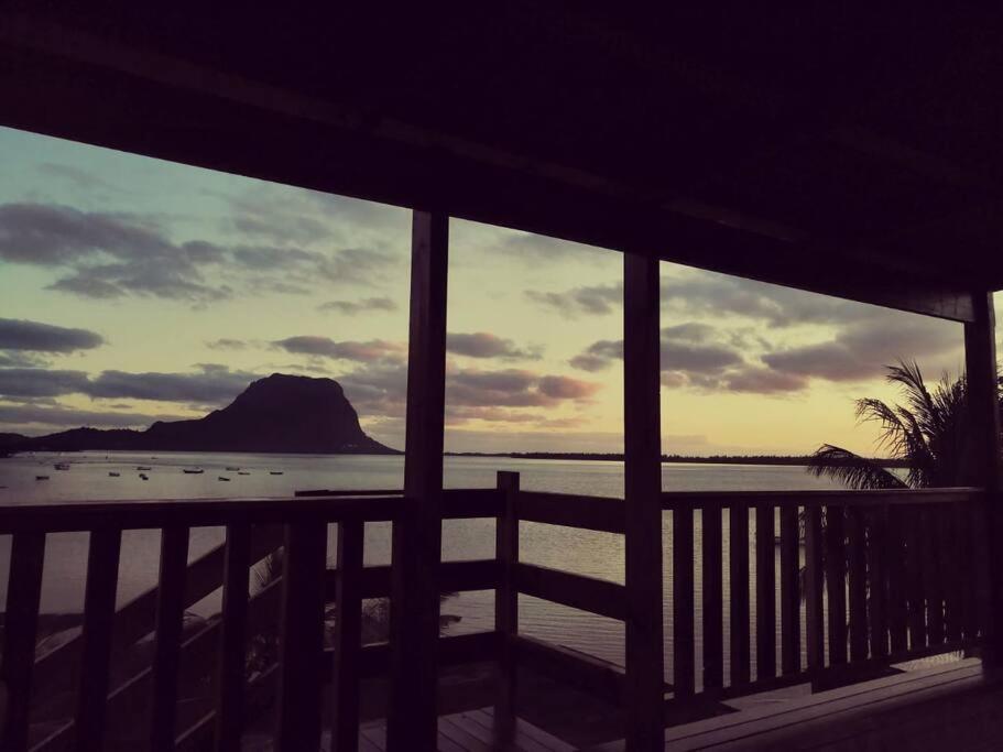Oceanfront Le Morne Brabant view photo 2