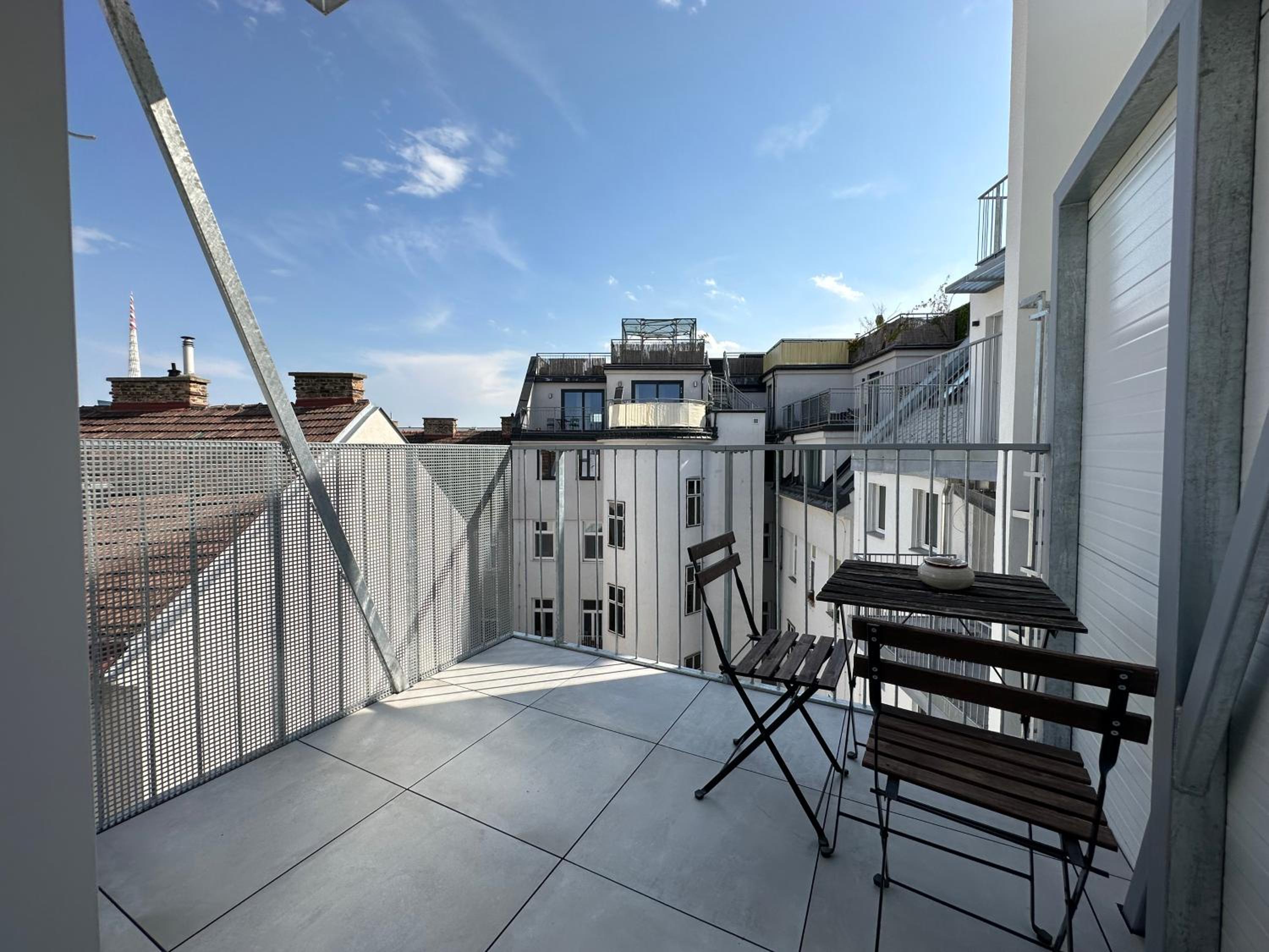 FeelHome-Dachterrasse-4 Gäste-WiFi