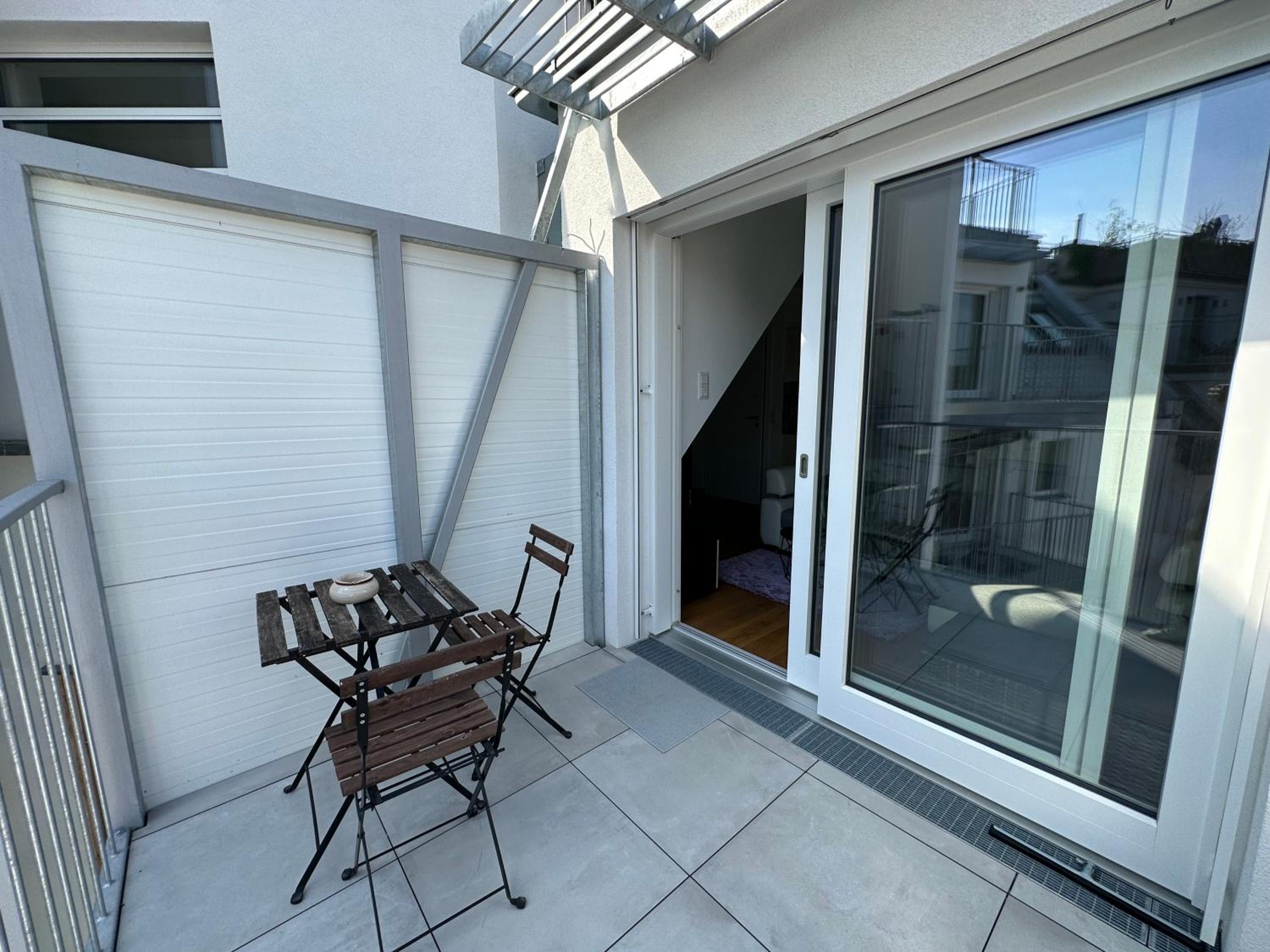 FeelHome-Dachterrasse-4 Gäste-WiFi