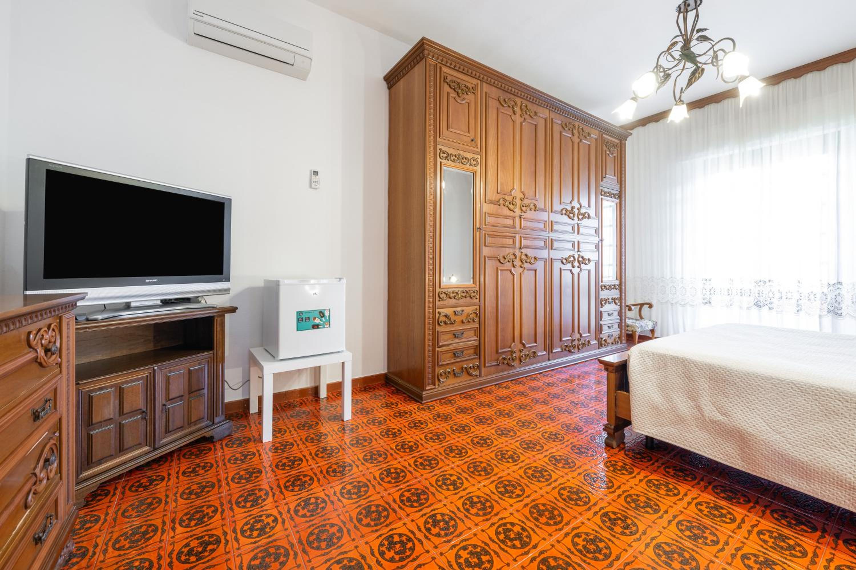 Il Faro en Sarroch — hotel room