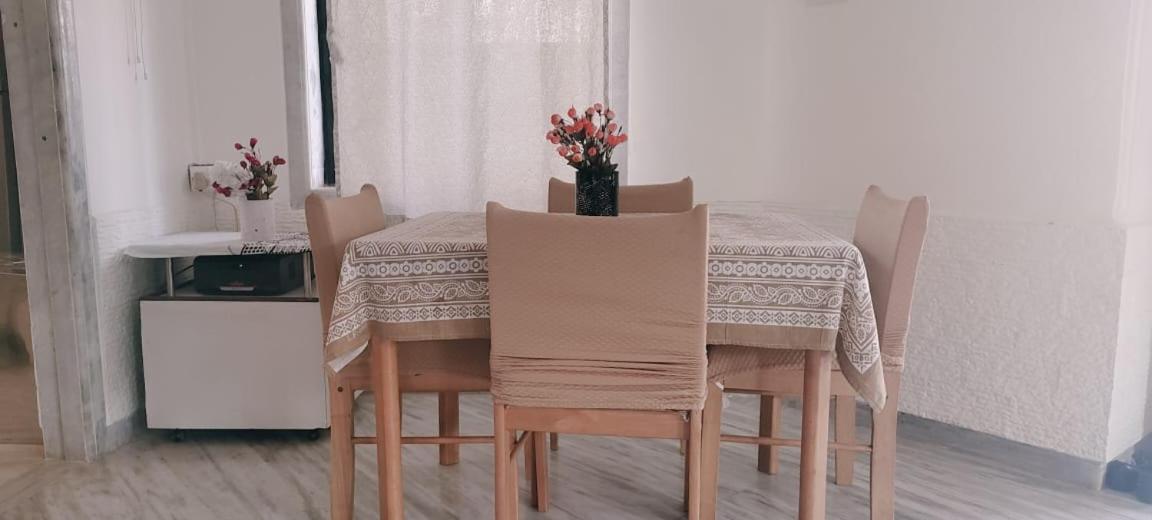 Quad Bunglow 3BHK Air-conditioned Villa in Lonavala city view 5