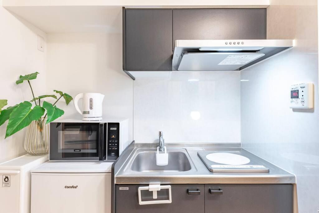 SALE! Tokyo! Stay in Ikebukuro Convenient for Shopping & Long Stays!