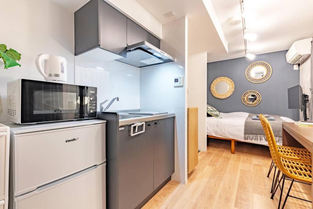 SALE! Tokyo! Stay in Ikebukuro Convenient for Shopping & Long Stays!