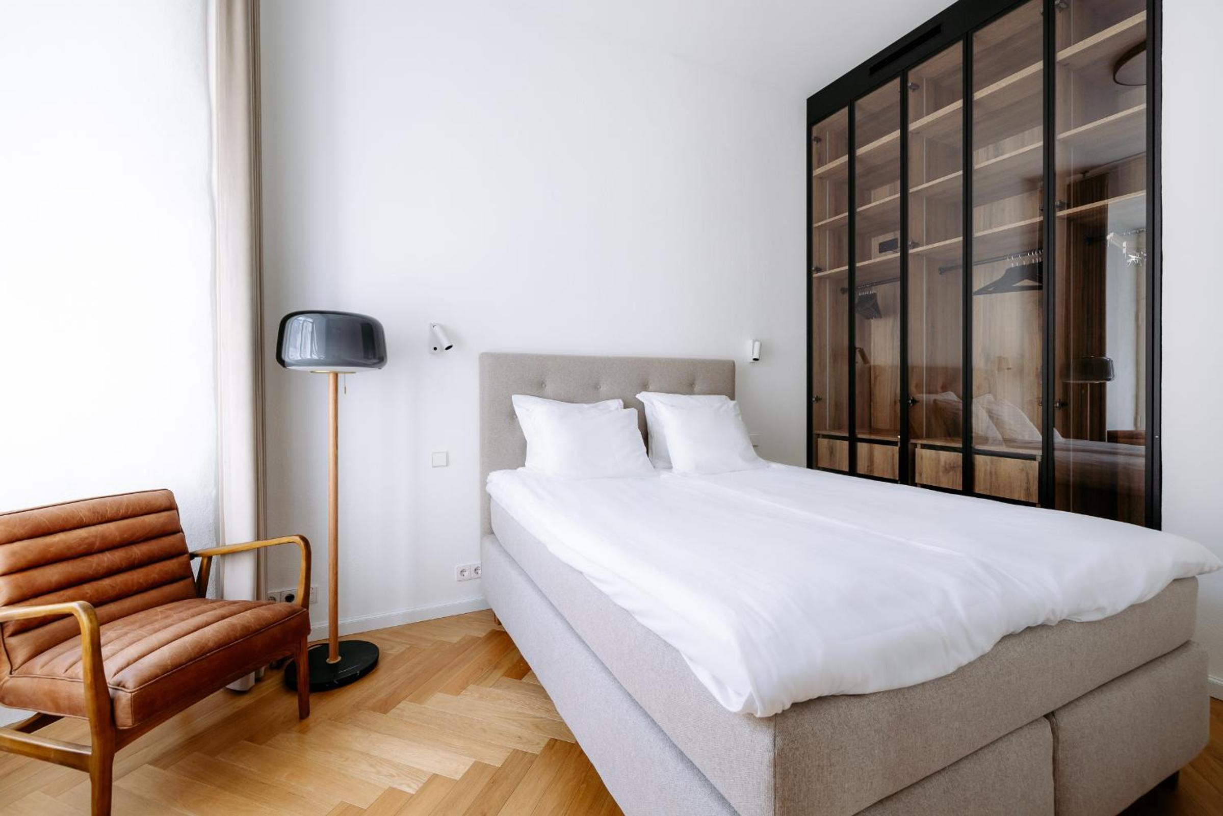 Hestia Apartments Barons