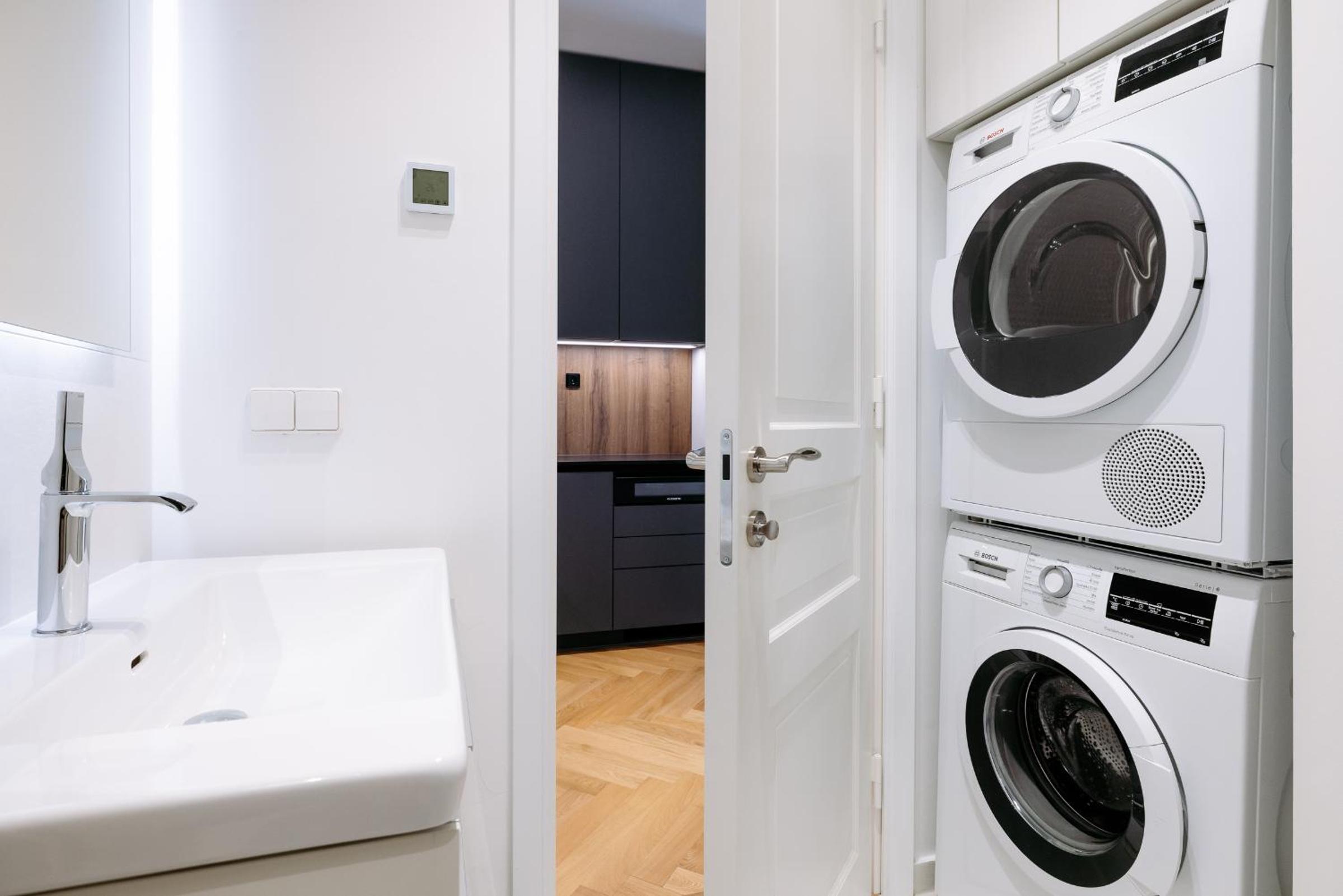 Hestia Apartments Barons