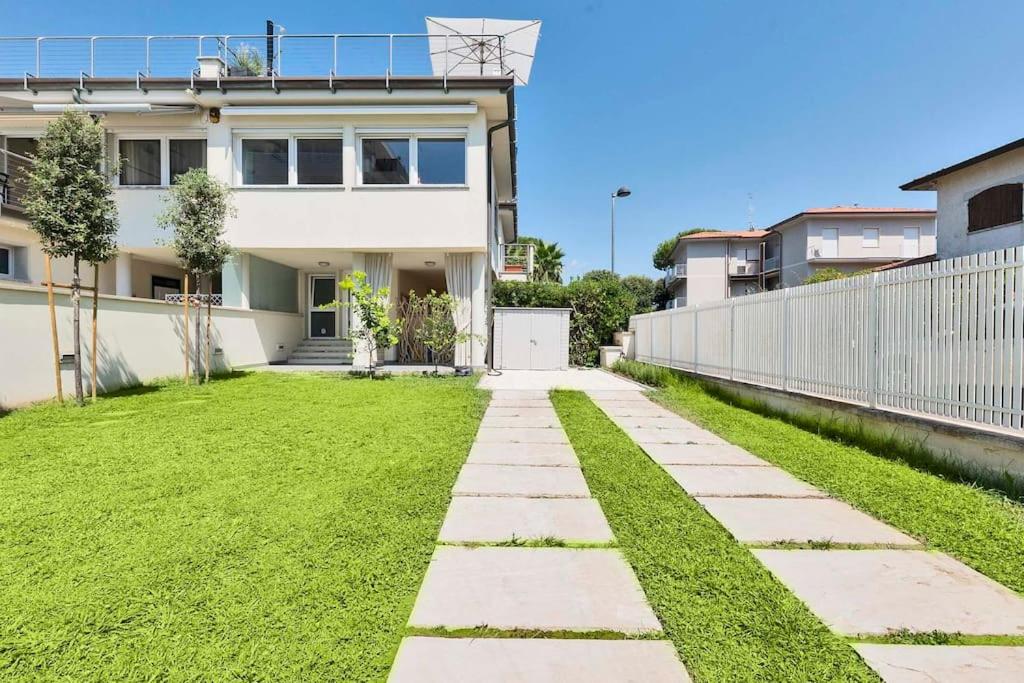 GOLDEN LUXE - Villa Whit Terreace Sea View